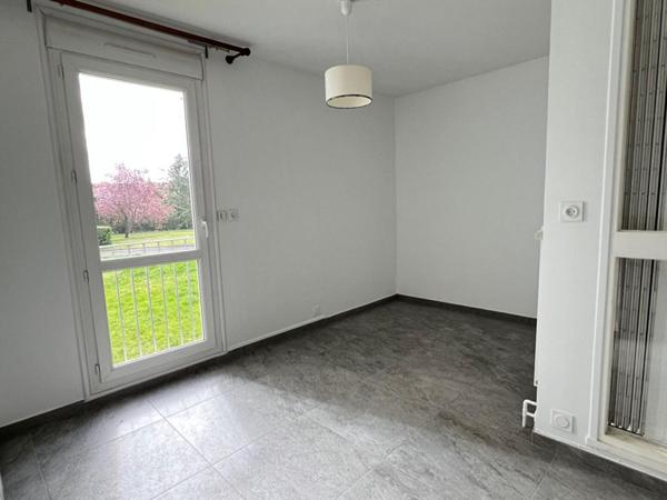 Achat 4 Pieces 81 60280 Margny Les Compiegne sts4725