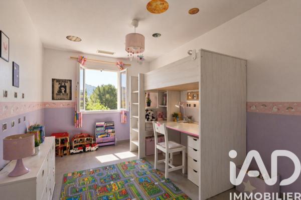 Maison à vendre 4 pièces 120 m² Aubagne