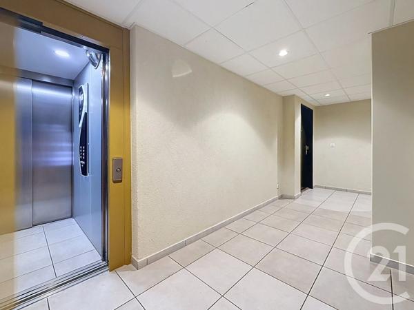 Appartement F3 à vendre  3 pièces - 68,70 m 2   METZ  - 57