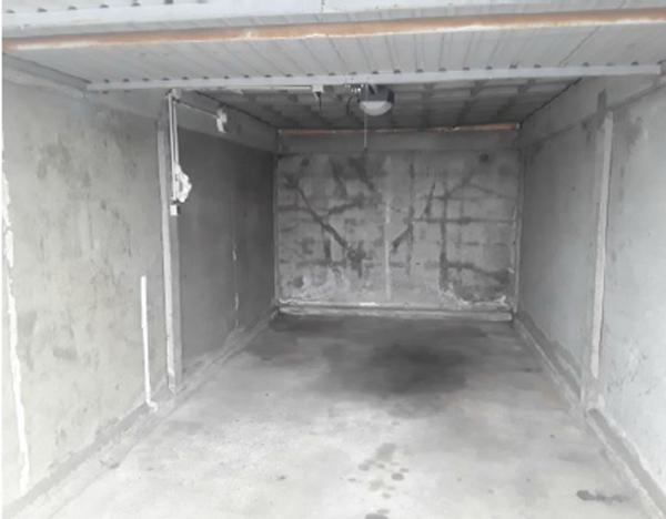 Parking/box · Location Bordeaux (33200) 13m²