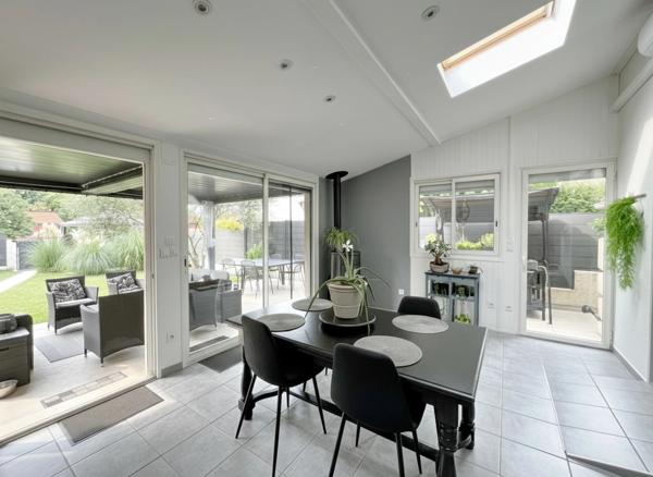 Maison à vendre 6 pièces MEYZIEU (69)