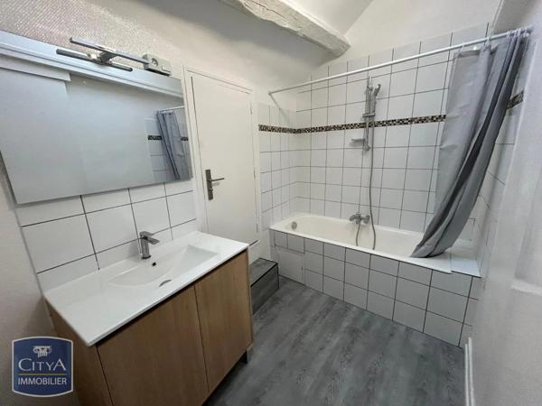 Appartement à louer 1 pièce 32.42m²