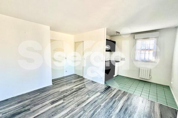 Location 1 Pieces 27 80000 Amiens 25 1683 01 0086