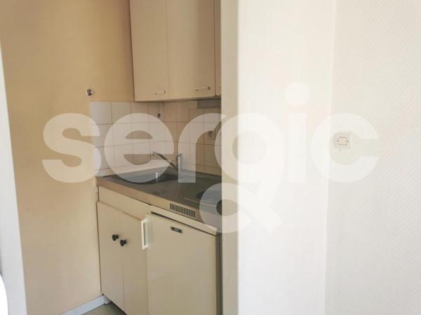 Location 1 Pieces 20 80000 Amiens 25 0365 01 0008