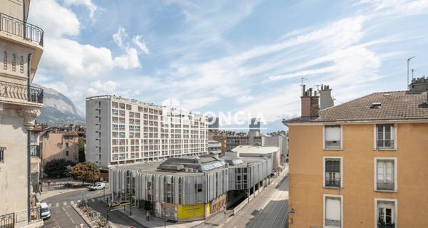 À vendre Appartement 5 pièces 134 m² - Grenoble 38000