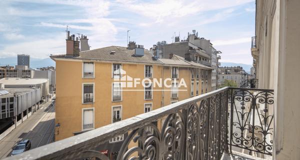 À vendre Appartement 5 pièces 134 m² - Grenoble 38000