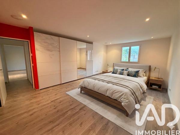 Maison à vendre 9 pièces 270 m² Bernis