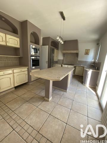 Maison à vendre 9 pièces 270 m² Bernis