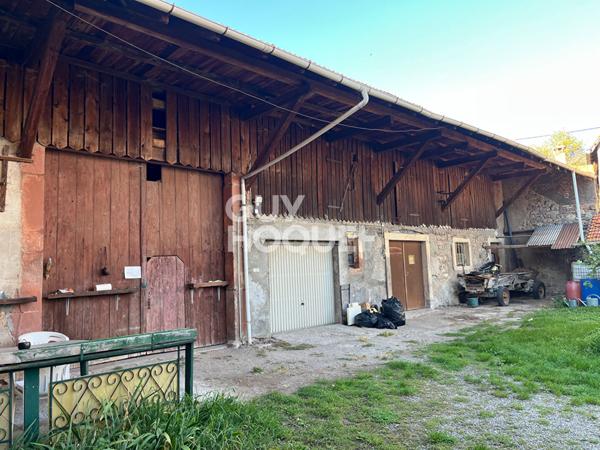 Corps de ferme à rénover de 160 m² à WATTWILLER