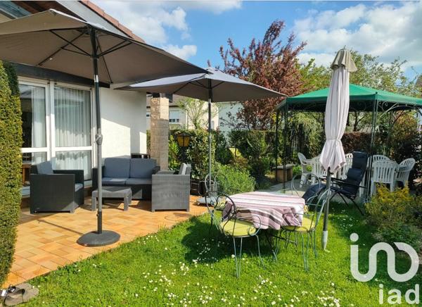 Maison de ville 6 pièces de 124 m² à Moulins-lès-Metz (57160)