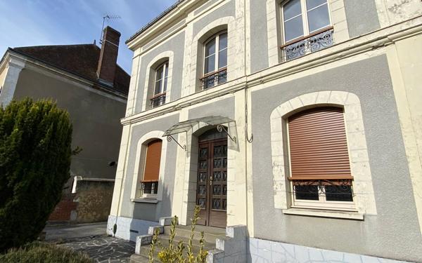 Maison à louer    5 pièces • 91,40 m2 Berd'huis