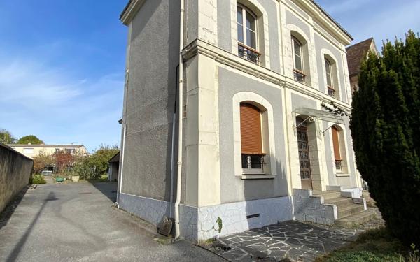 Maison à louer    5 pièces • 91,40 m2 Berd'huis