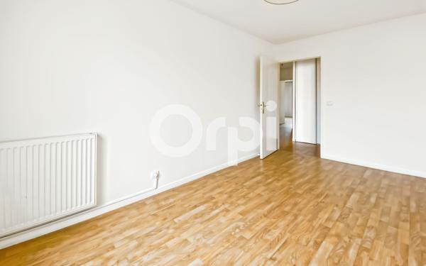Appartement à vendre    3 pièces • 62,40 m2 Mantes-la-Ville
