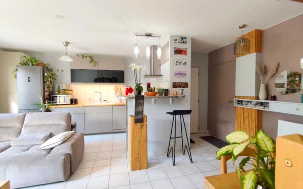 Appartement à vendre    3 pièces • 53 m2 Mézières-sur-Seine