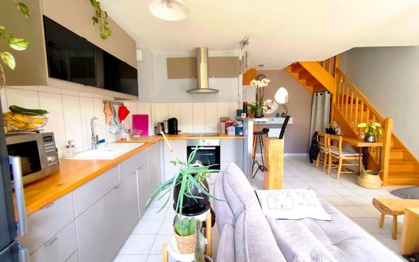 Appartement à vendre    3 pièces • 53 m2 Mézières-sur-Seine