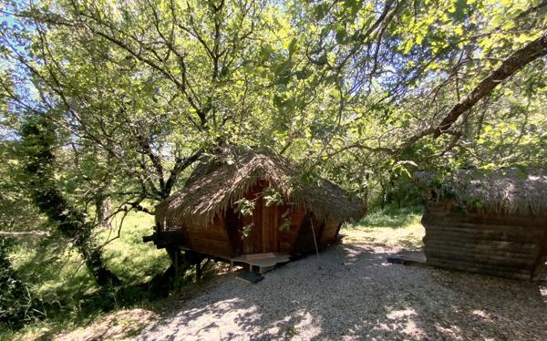 Propriété hébergement/événementiel dans le Luberon, 6,3 ha, 80 couchages, 1090 m2