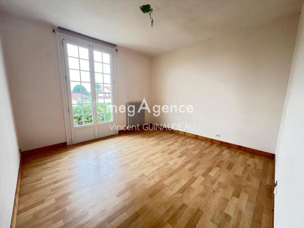 Maison à SAINT-CHRISTOPHE-DU-BOIS, 49280 - 4 pièces 93m²