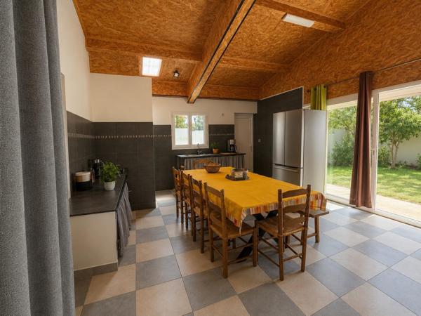 proche de touts commerces maison de 120 m2 sur une parcelle constructible de 8357m2 arborée