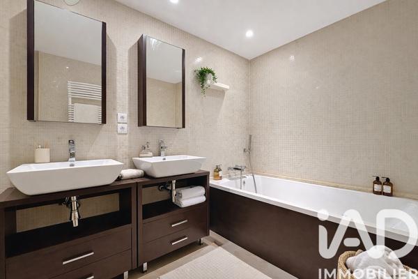 Maison à vendre 10 pièces 350 m² Cazilhac