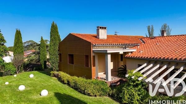 Maison à vendre 10 pièces 350 m² Cazilhac