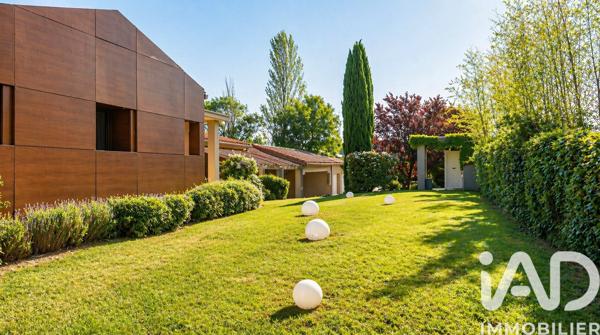 Maison à vendre 10 pièces 350 m² Cazilhac