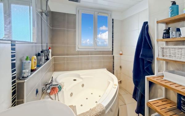 Appartement à vendre    4 pièces • 72 m2 Nice