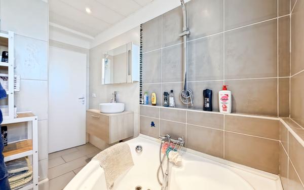 Appartement à vendre    4 pièces • 72 m2 Nice