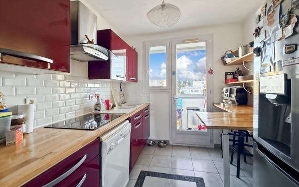 Appartement à vendre    4 pièces • 72 m2 Nice