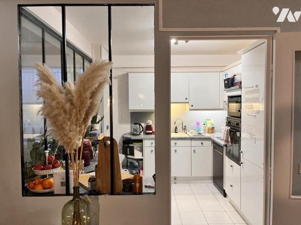 Grand type 5 atypique de 146 m2 avec vue panoramique sur la montagne de Reims