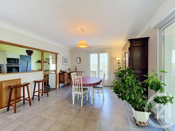 Maison à vendre  7 pièces - 195 m 2   PAVIE  - 32