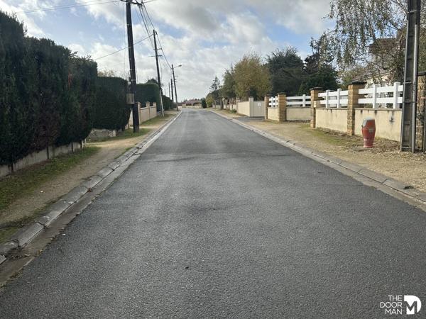 Terrain - Vendu - 952 m² - MEHUN-SUR-YEVRE | The Door Man