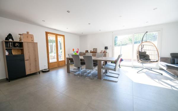 Maison à vendre    5 pièces •  Rive-de-Gier