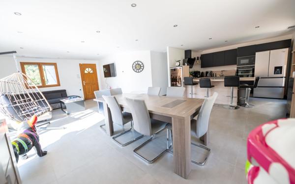 Maison à vendre    5 pièces •  Rive-de-Gier