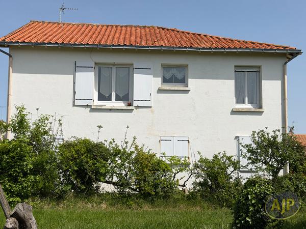 Maison à vendre Les Sables D Olonne - 6 pièces, 148m² avec 4 chambre(s) à 369 500€ - AJP Immobilier Les Sables-d'Olonne