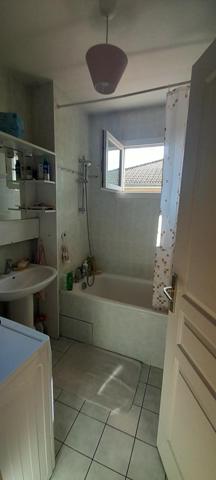 appartement type 4 dans résidence calme