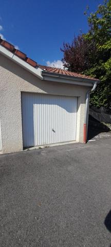 appartement type 4 dans résidence calme