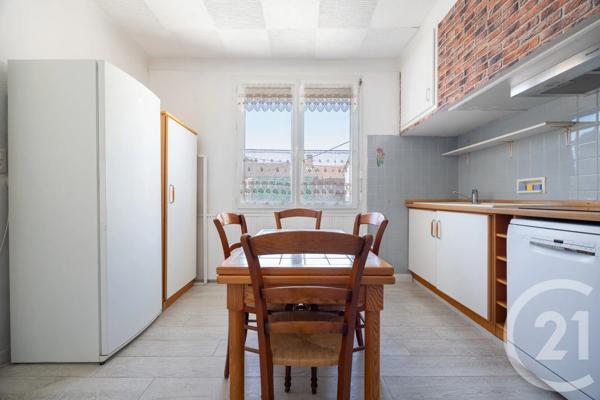 Maison à vendre  4 pièces - 105 m 2   ST JUERY  - 81
