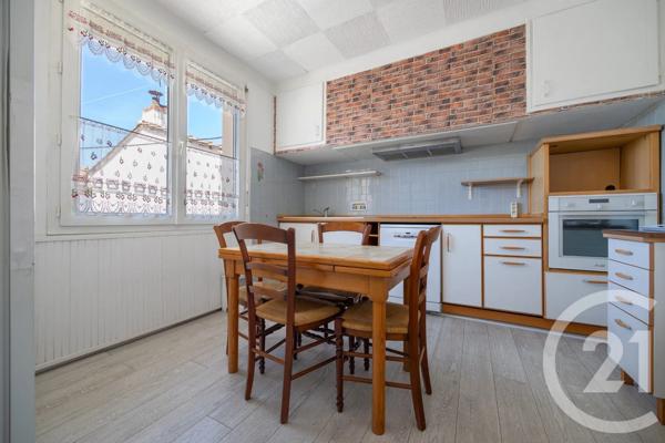 Maison à vendre  4 pièces - 105 m 2   ST JUERY  - 81