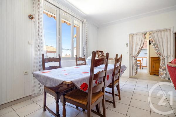 Maison à vendre  4 pièces - 105 m 2   ST JUERY  - 81