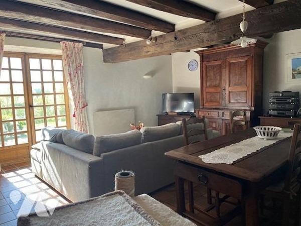 Maison à la campagne avec 2ha de prés- 03160 BOURBON L'ARCHAMBAULT