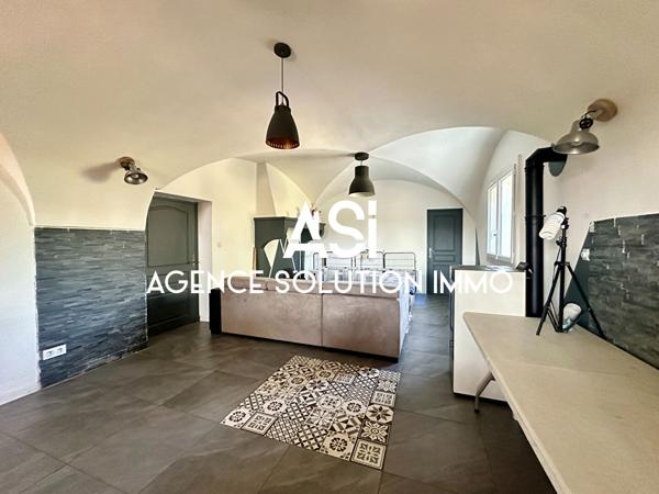 Maison 9 pièce(s) 380 m2
