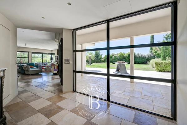 Aix-en-Provence, Maison 4 Chambres -  289 m² à vendre