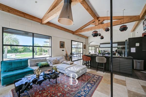 Aix-en-Provence, Maison 4 Chambres -  289 m² à vendre