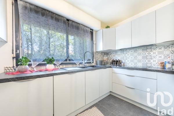 Location appartement 5 pièces 104 m² Le Bourget