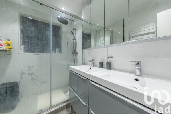 Location appartement 5 pièces 104 m² Le Bourget