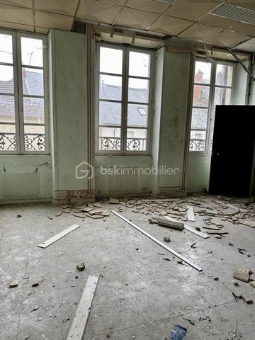 Immeuble de 1 340 m²