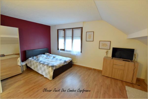 Maison à vendre 5 pièces ETUPES (25)