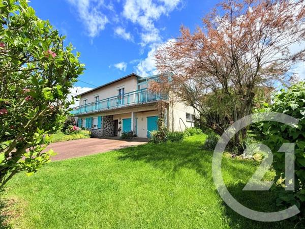 Maison à vendre  5 pièces - 107 m 2   JUSSAC  - 15