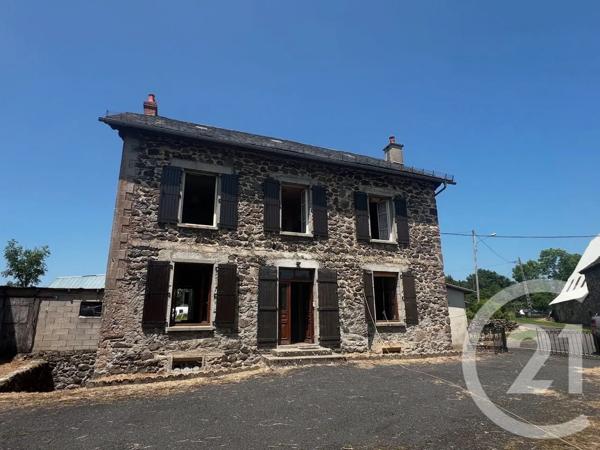 Maison à vendre  5 pièces - 107 m 2   JUSSAC  - 15