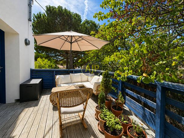 Maison à vendre Saint Jean De Monts - 5 pièces, 109m² avec 3 chambre(s) à 274 820€ - AJP Immobilier Saint-Jean-de-Monts